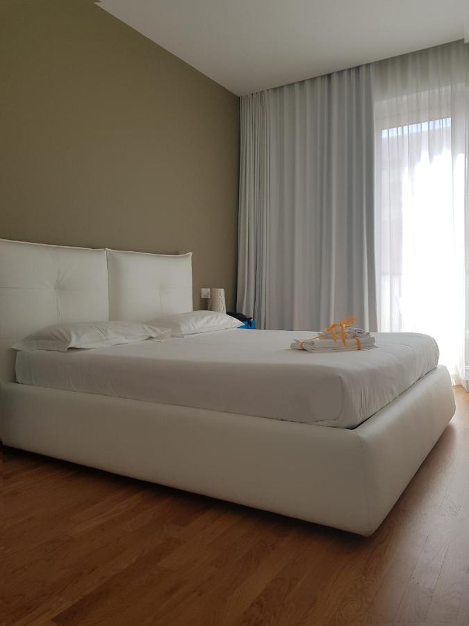 Copacabana Hotel Design Margherita di Savoia Kültér fotó