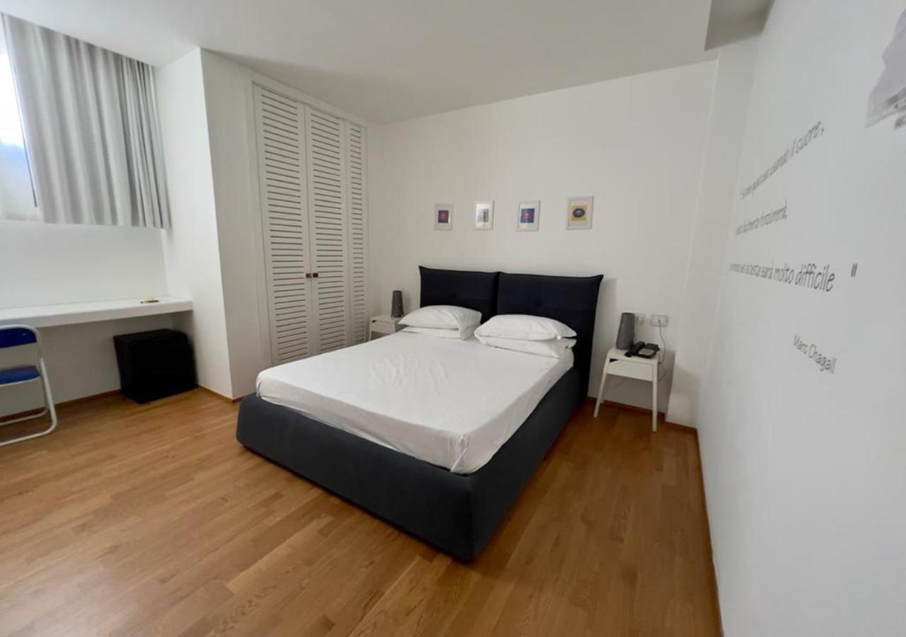 Copacabana Hotel Design Margherita di Savoia Kültér fotó