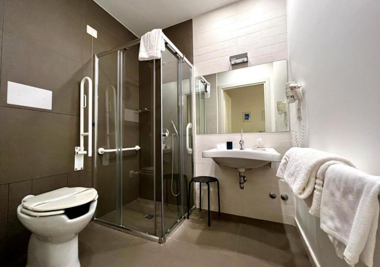 Copacabana Hotel Design Margherita di Savoia Szoba fotó