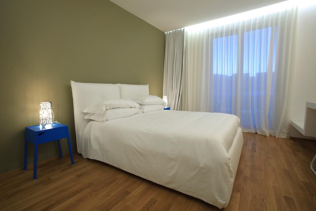 Copacabana Hotel Design Margherita di Savoia Szoba fotó